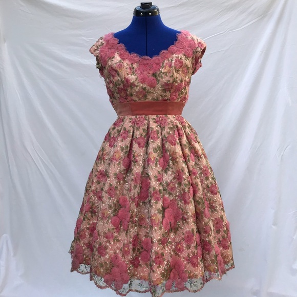 True Vintage 1950s Pink Floral Swing Dress - Picture 8 of 8